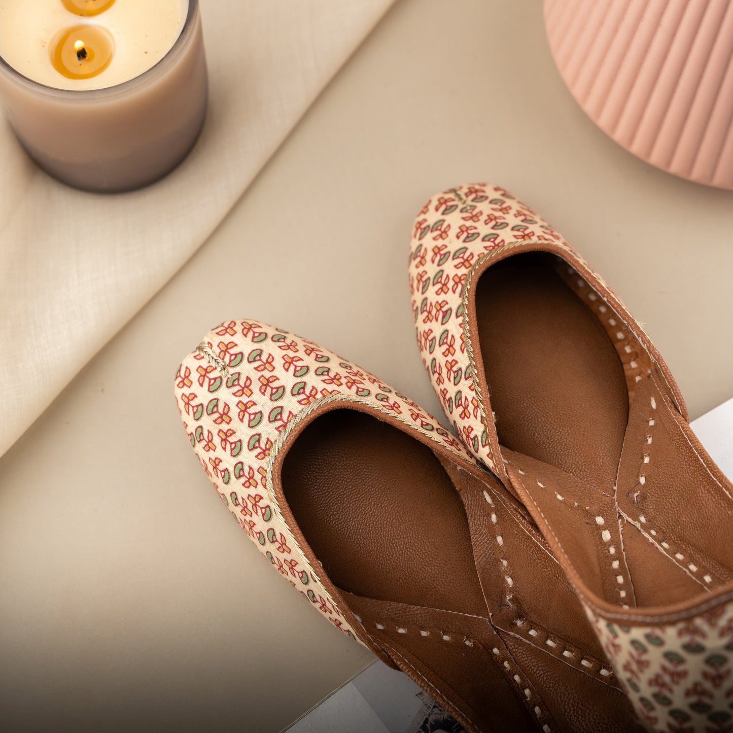 flower pattern jutti