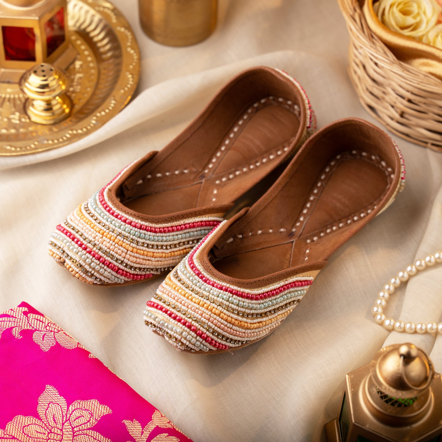 Multicolour Beeds Jutti