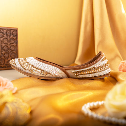 White Gold Strip Jutti